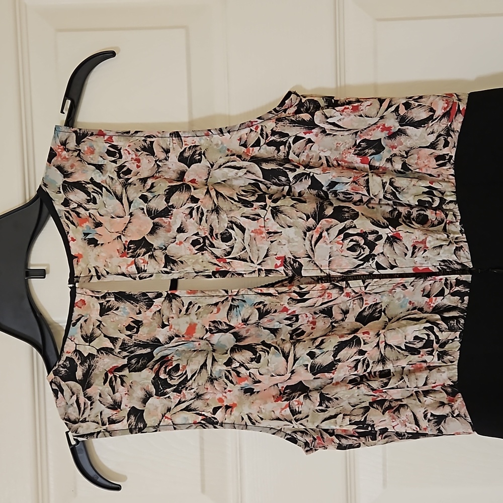 Hi Summer!! Bcbgeneration Rose Patterned Black Bo… - image 7